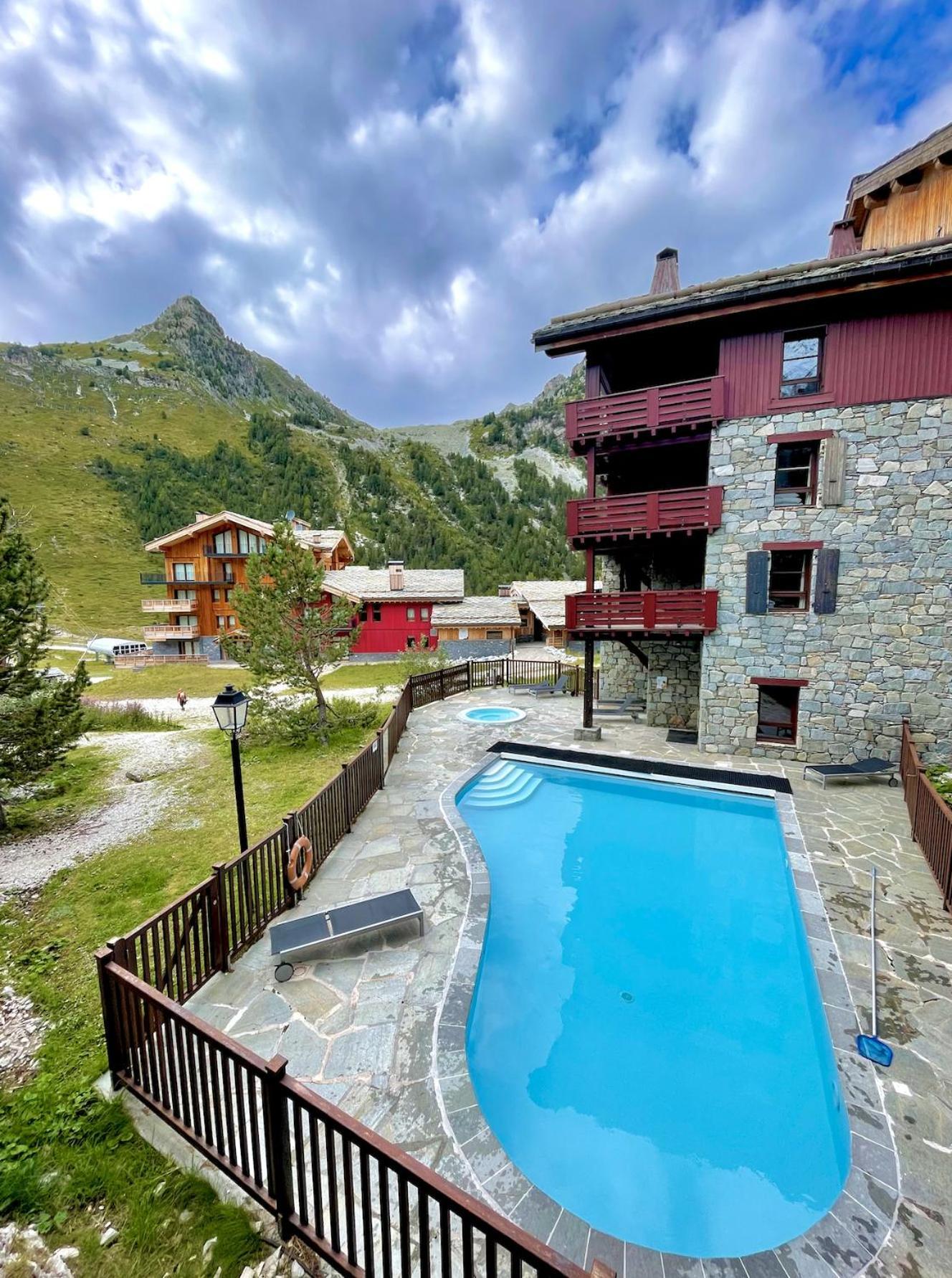 Arc 1950 - Appartement Moderne - Sauna Hammam Jacuzzi - 4 Personnes Les Arcs (Savoie) Exterior foto
